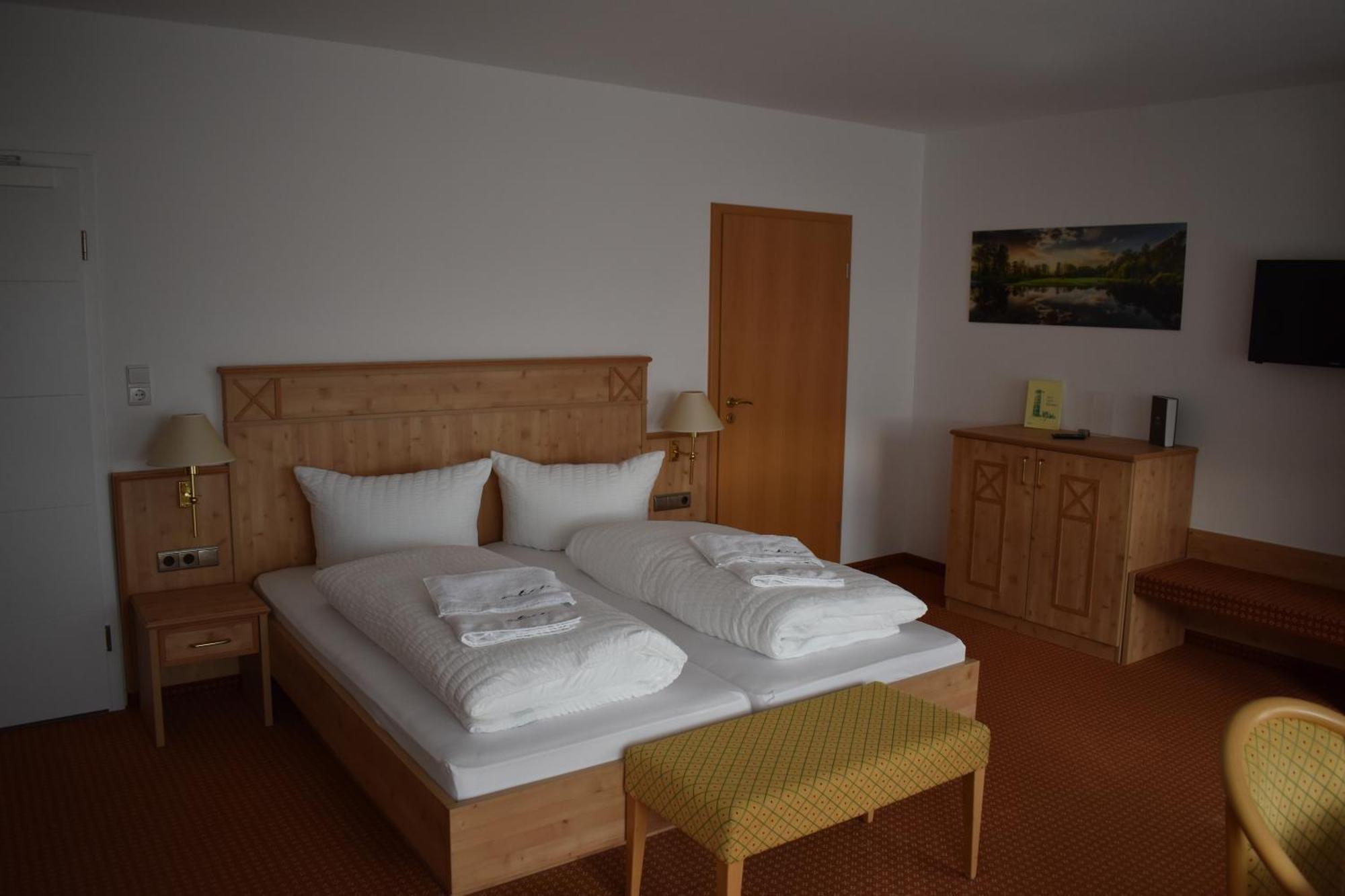 Hotel Talblick Dobel Bilik gambar