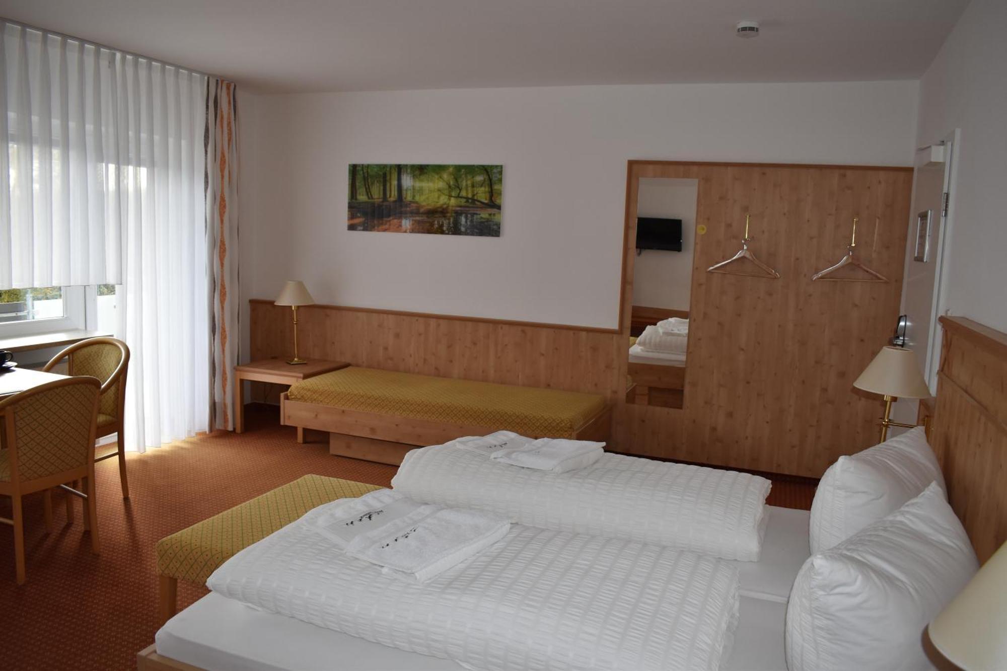 Hotel Talblick Dobel Bilik gambar